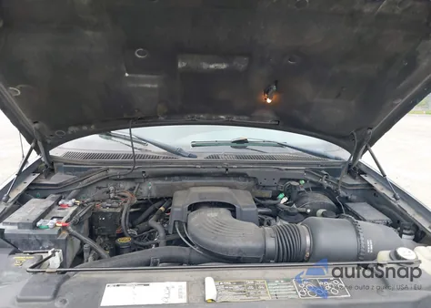 2002 Ford F-150 Lariat/Xlt from USA, damaged, VIN 1FTRW07L92KC86976